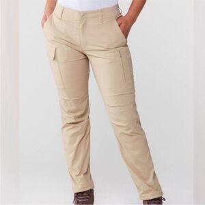 Athleta Trekkie Utility Cargo Pant Size 6 Ecru Khaki Hiking UPF 50+